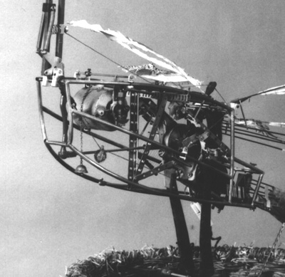 Animiertes Filmrequisit Vogelzwitschermaschine Detail 1